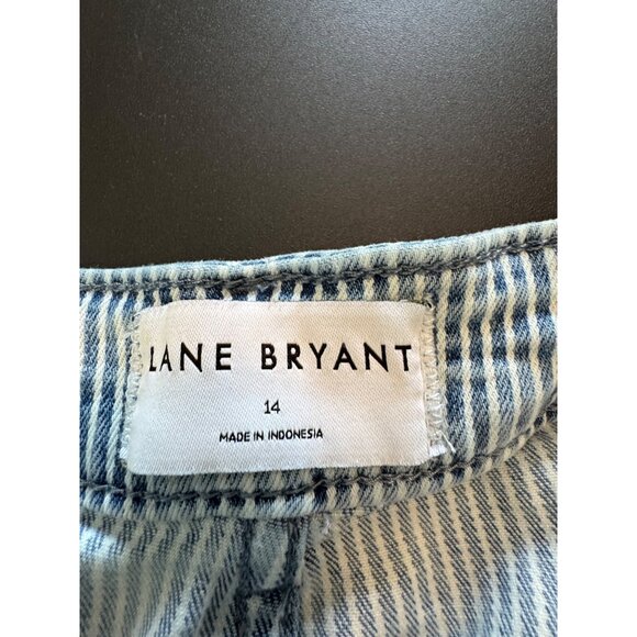 Lane Bryant Mid Rise Boyfriend Capri Striped Blue Denim Pants Size 14 - Picture 6 of 10